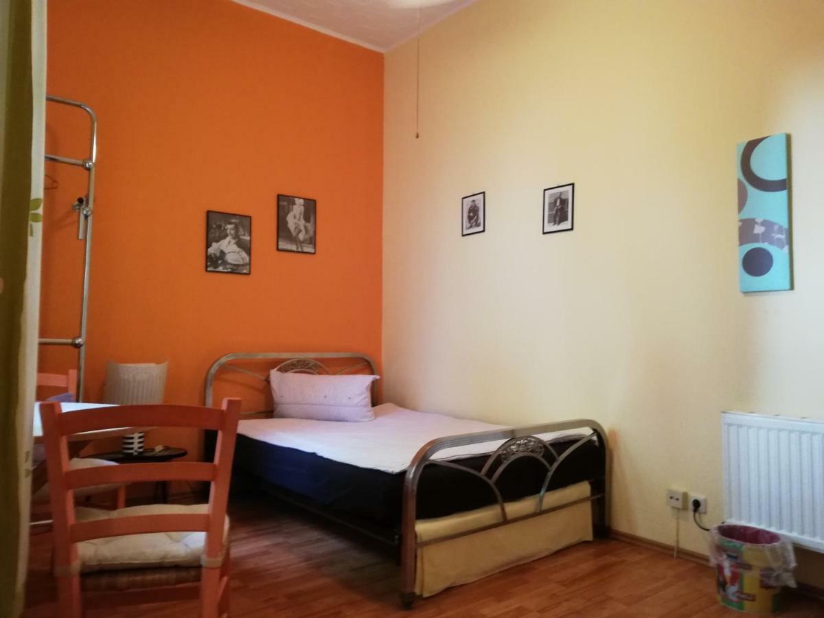 Acasa Bed & Breakfast Frankfurt am Main Eksteriør billede